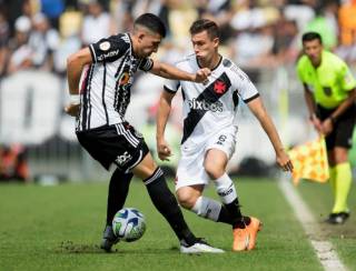 Vasco não consegue reverter placar e é eliminado pelo Atlético-MG