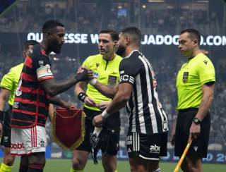 Flamengo x Atlético-MG se enfrentam hoje na primeira final da Copa do Brasil