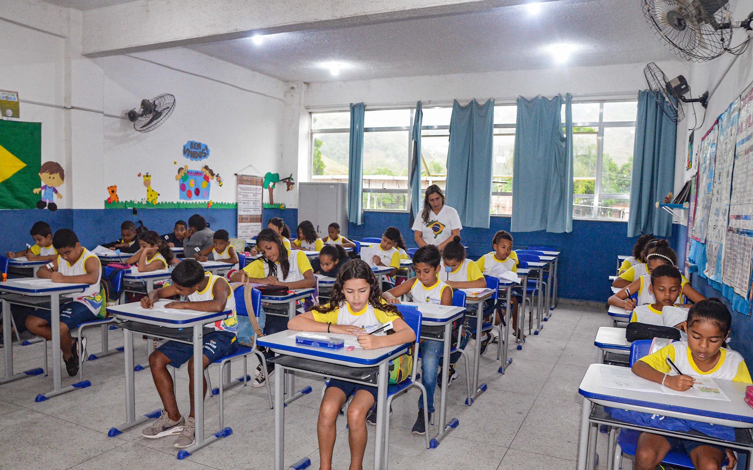 Começa período de matrícula nas escolas de Magé