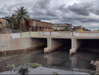 Rio Roncador começa a receber urbanização em trecho canalizado