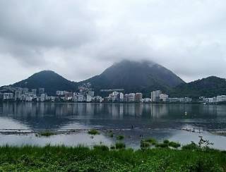 Após dias quentes, Rio terá céu nublado e chuva no restante da semana