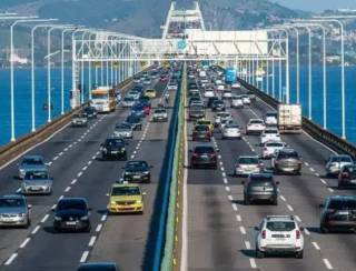 Dois milhões de veículos devem passar pela Ponte Rio-Niterói neste fim de ano