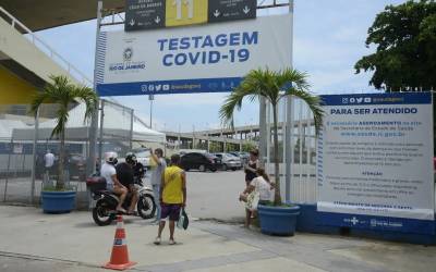 Novo boletim mostra diminuição em seis dos sete indicadores da Covid-19