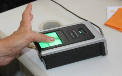 TRE-RJ vai coletar biometria de 1,8 milhão de eleitores neste domingo