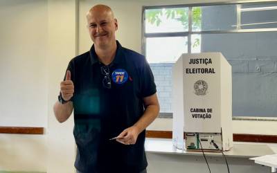 Tande vota em Resende e agradece carinho recebido pela população durante a campanha eleitoral