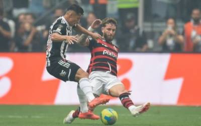 Flamengo e Atlético-MG se enfrentam em campo novamente pelo brasileirão