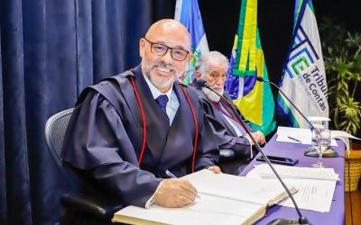 Márcio Pacheco toma posse na presidência do TCE-RJ