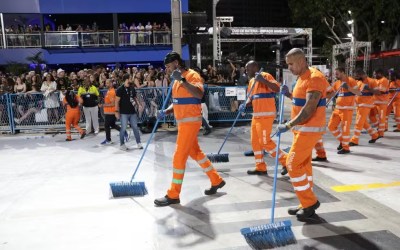 Comlurb recolhe 71,4 toneladas de resíduos após Desfile das Campeãs